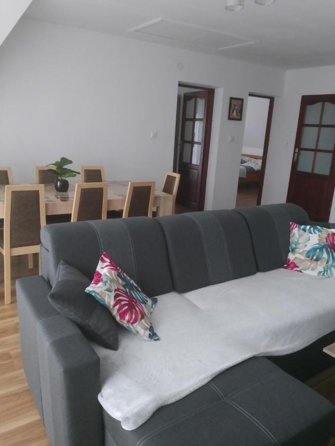 Apartamento Zakatek Pienin Grywald Exterior foto