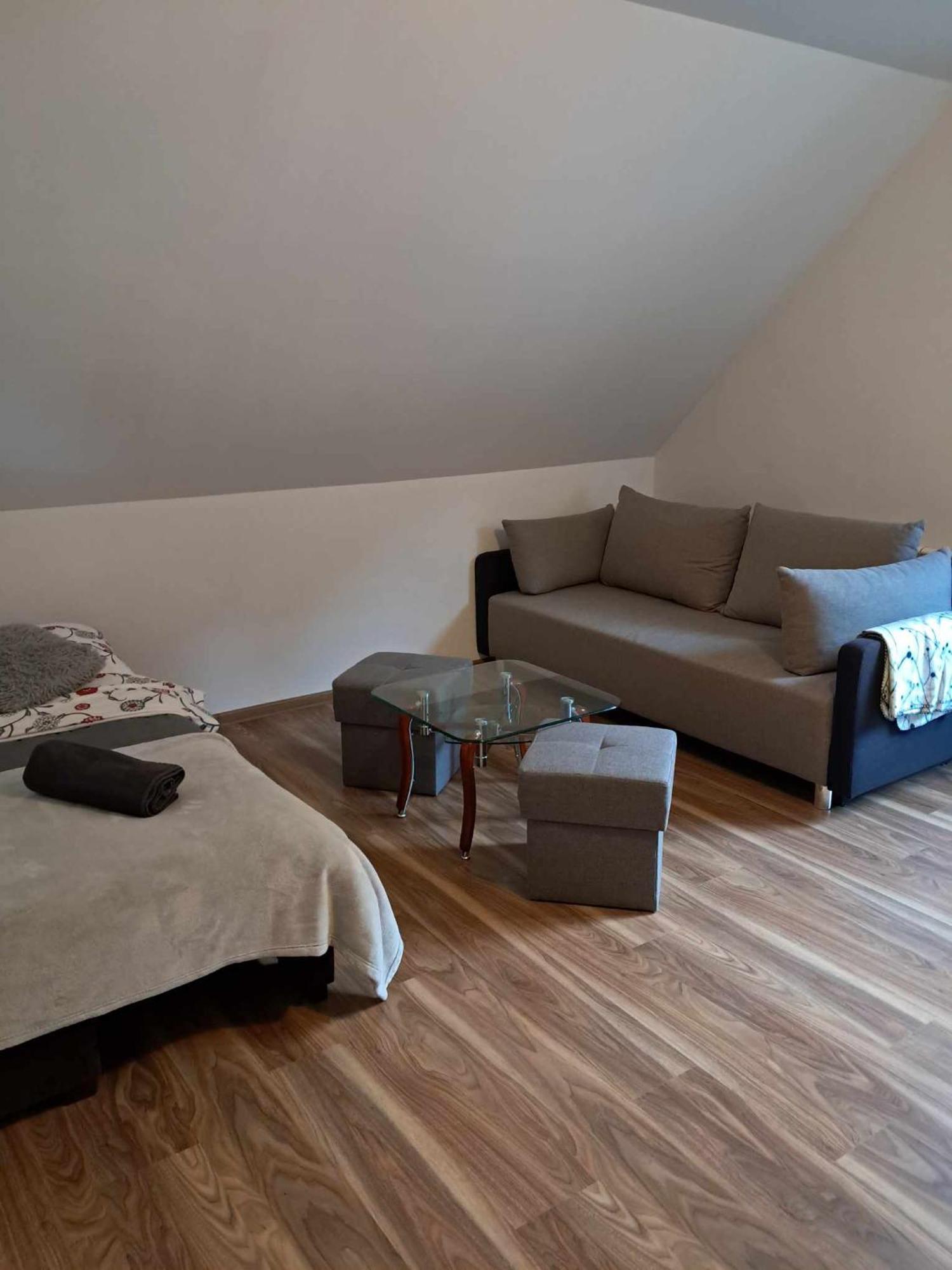 Apartamento Zakatek Pienin Grywald Exterior foto