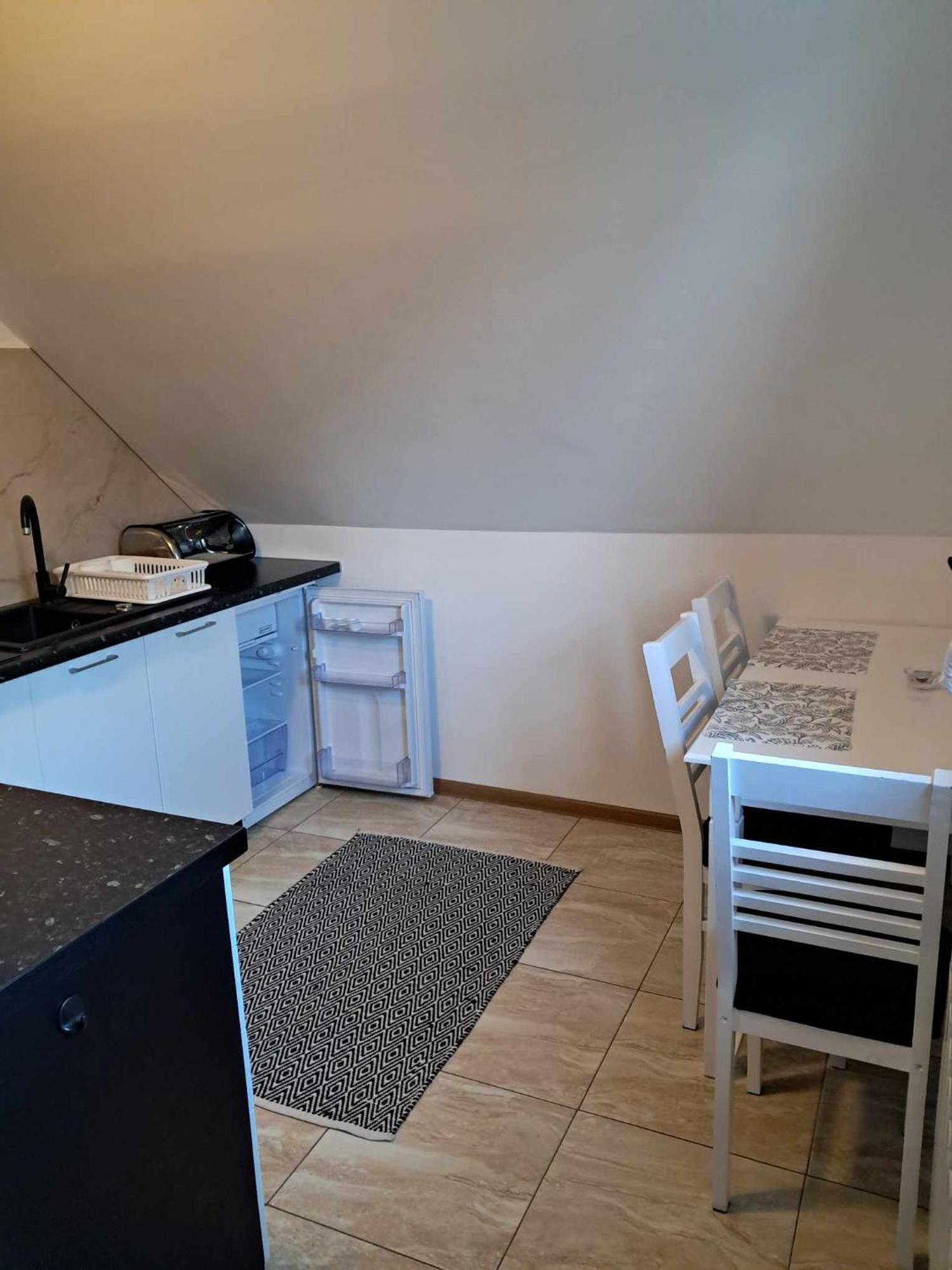 Apartamento Zakatek Pienin Grywald Exterior foto